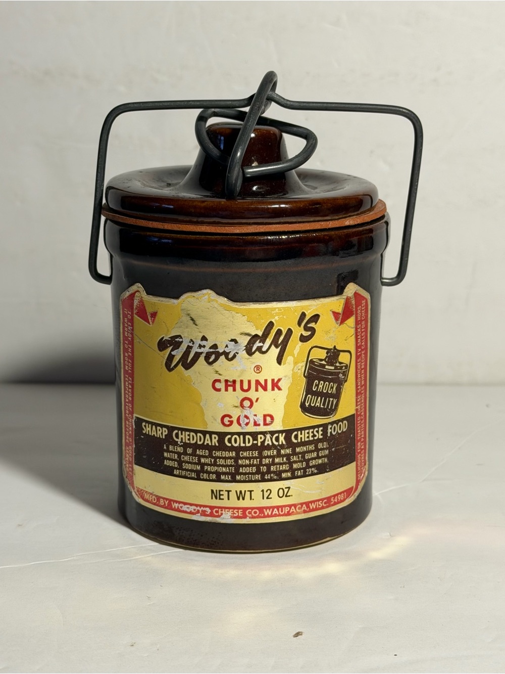 Vintage Woody’s Chunk O’ Gold 12 Oz Crock Brown - Clamp Lid